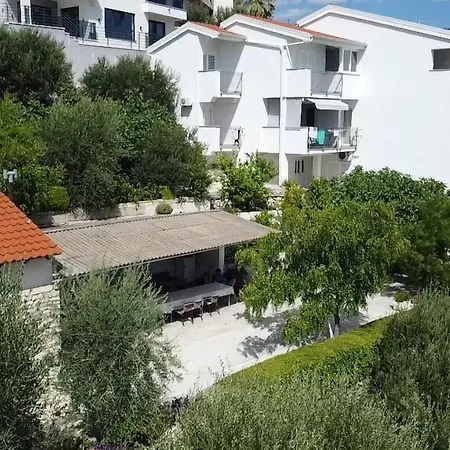 Apartment Nikola Skarica 3 Duce